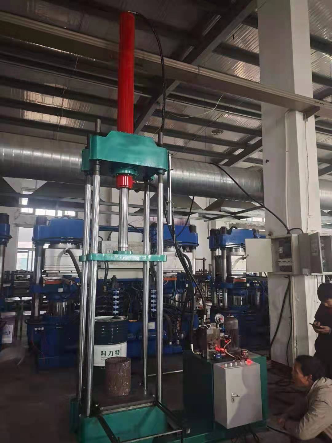 定制四氟管棒壓機