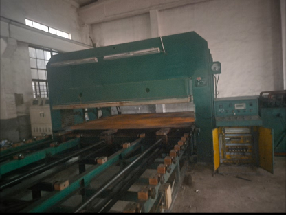 3.5X3.5米平板硫化機